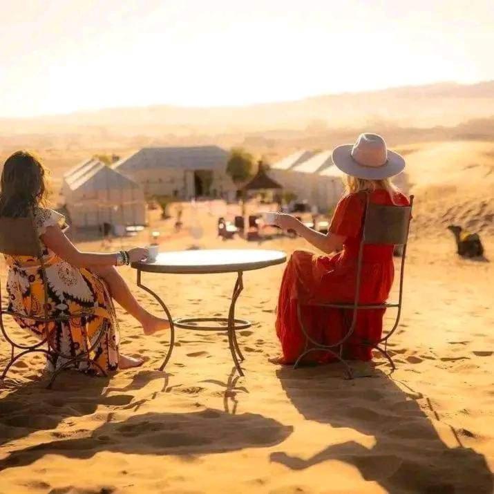 Bivouac Camel Trips Hotel Merzouga Ngoại thất bức ảnh